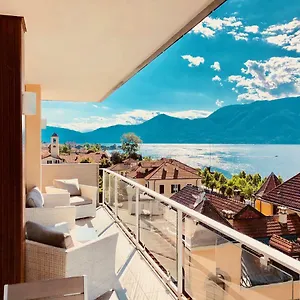 https://appartamento-palazzo-di-vetro.it-lombardy.com